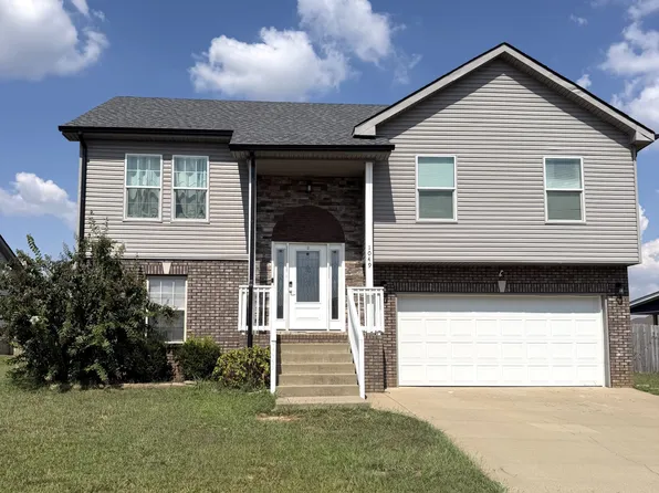 1049 Charles Thomas Dr, Clarksville, TN 37042