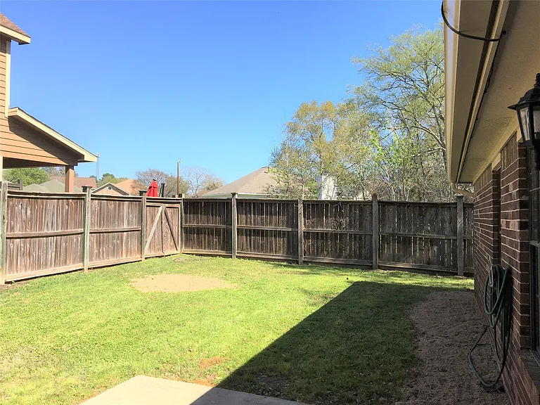 12944 Orion Ct — Photo 4