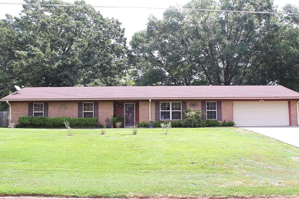 1st image of 2812 Sherwood Dr