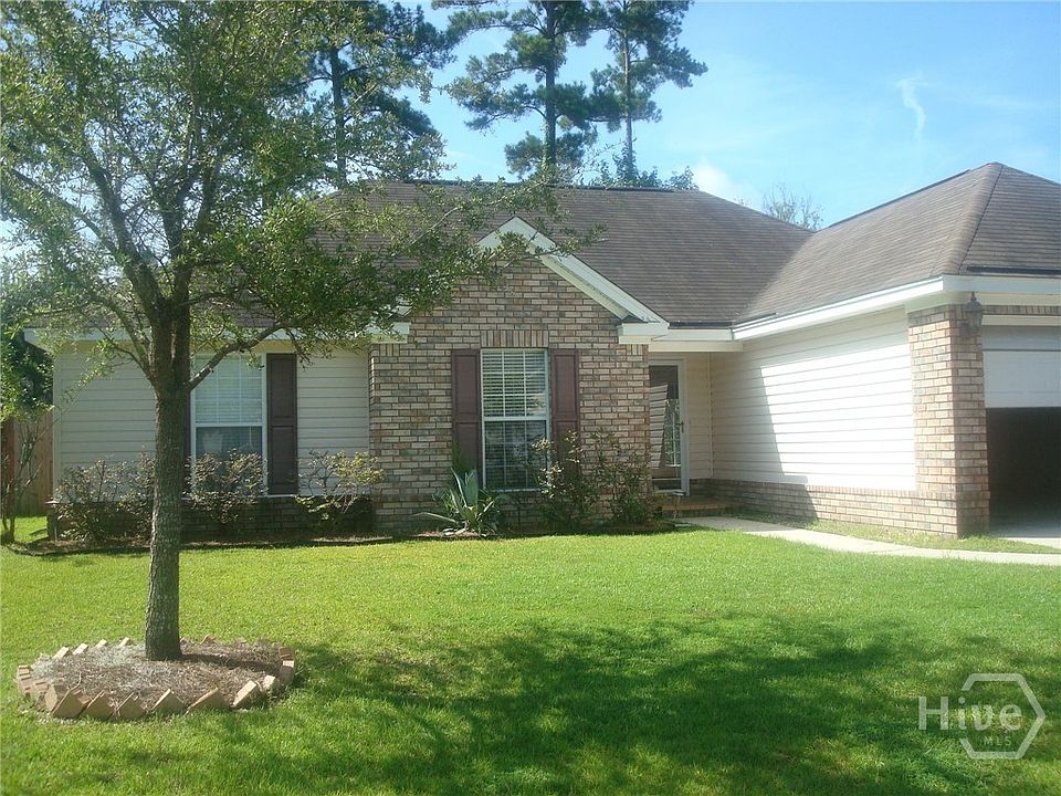 1st image of 262 Laurel Hill Cir