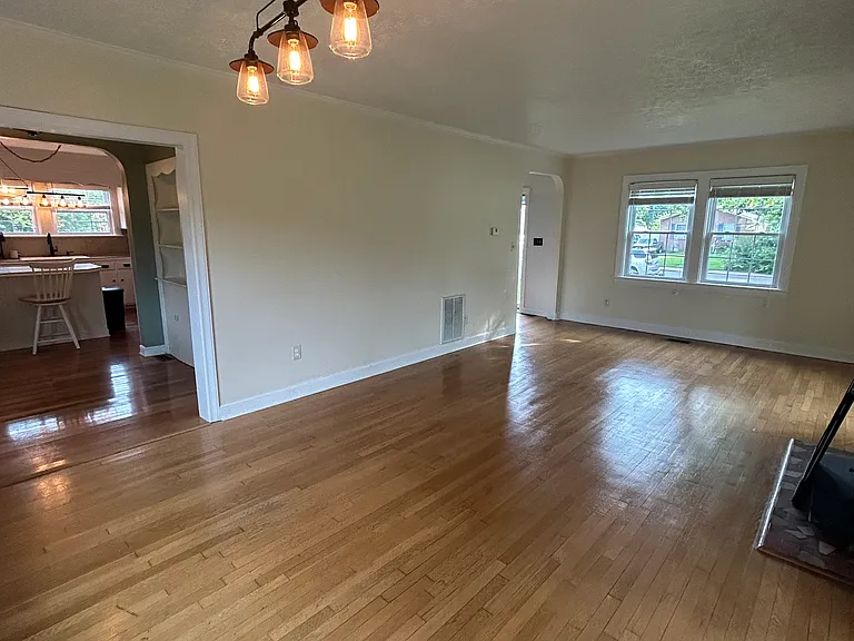 7001 Belvedere Dr — Photo 8