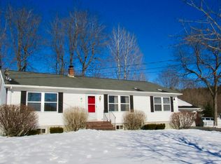 18 Owen St, Lewiston, ME 04240