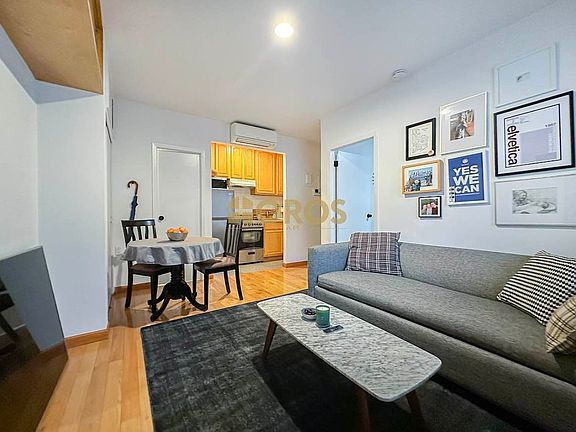 3rd image of 178 7th Ave APT C3