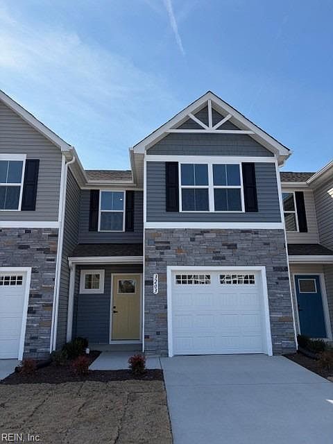 1st image of 3203 Penguin Cir