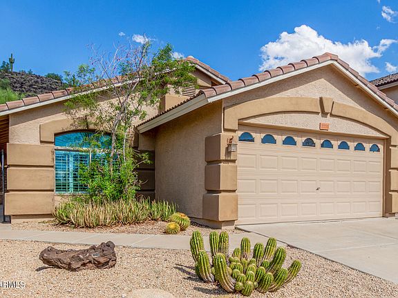 4th image of 2220 E HESTON Drive