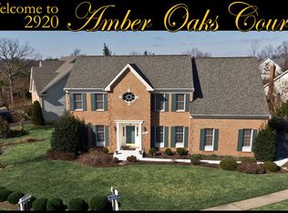 2920 Amber Oaks Ct, Herndon, VA 20171