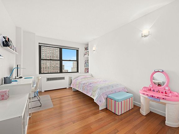 5th image of 185 W End Ave APT 18R
