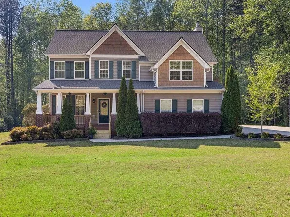 496 Tuxedo Dr, Commerce, GA 30530