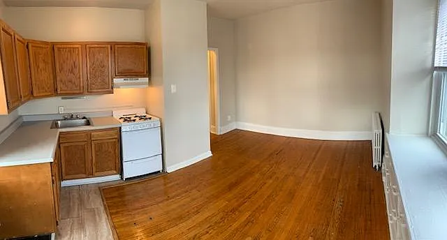 4410 Osage Ave #3F — Photo 2