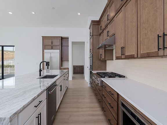 3rd image of 2317 N Wild Yarrow Dr