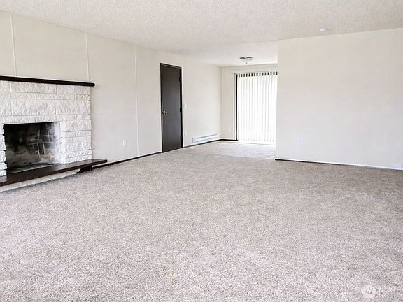 3rd image of 1100 Coolidge Road