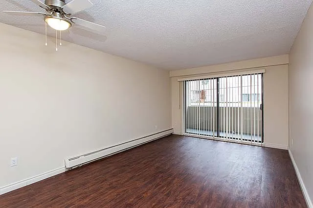308 Forbes Ave — Photo 5