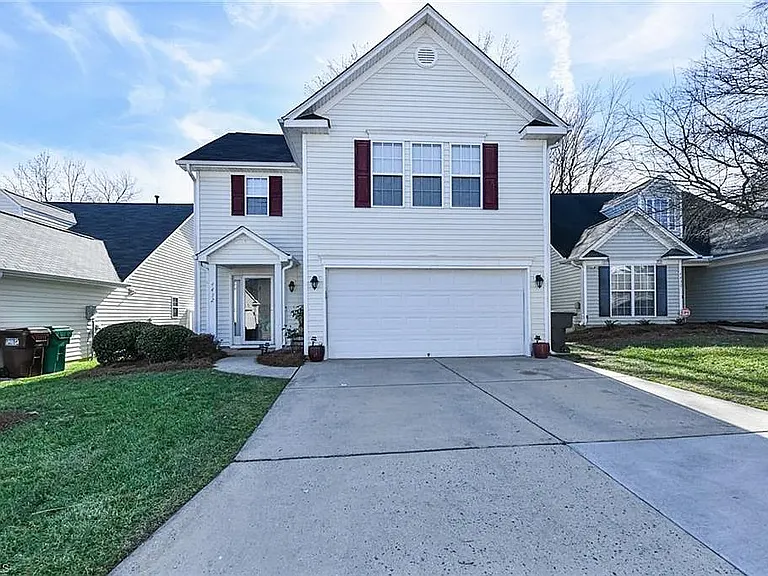4432 River Forest Ln — Photo 1
