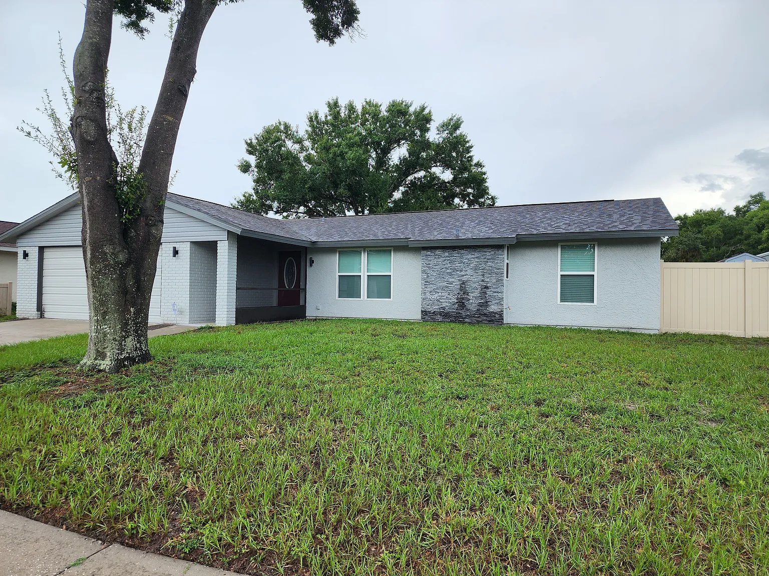 4 bed, 1818 sqft, $2,575 — Photo 1