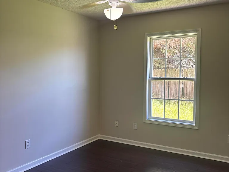 20 Walden Cir — Photo 43