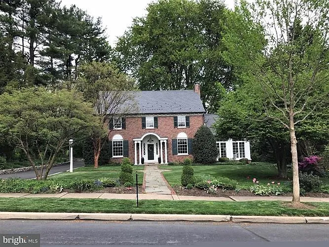 801 S Trent Ave photo 1