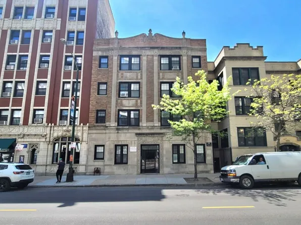 511 W Belmont Ave, Chicago, IL