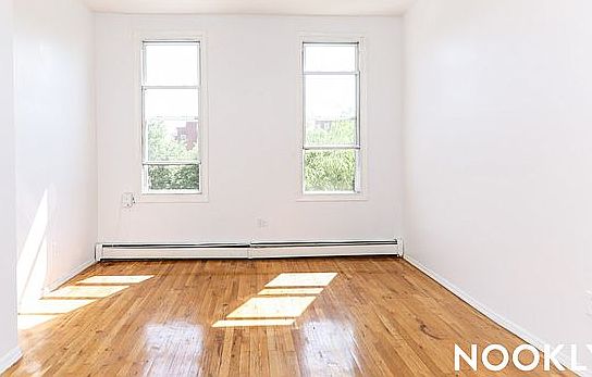 2nd image of 251 Evergreen Ave APT 2R