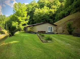 303 Calf Br, Ransom, KY 41558
