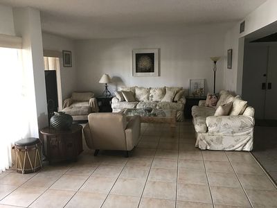 1100 Surf Rd APT 114, Riviera Beach, FL, 33404