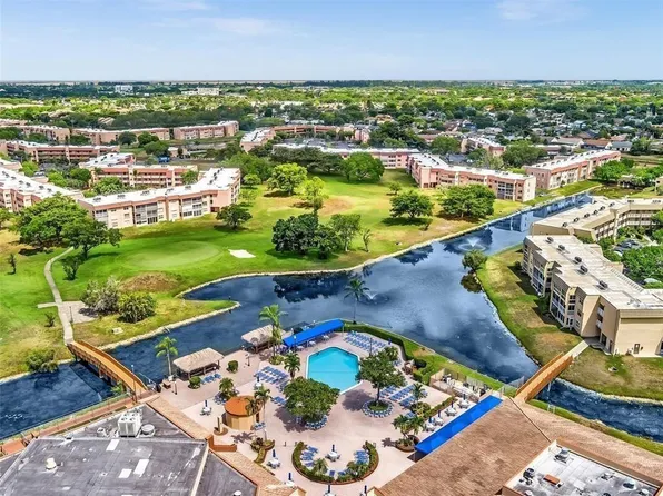 9660 Sunrise Lakes Boulevard #301, Sunrise, FL 33322