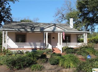 1016 N 9th St, Temple, TX 76501