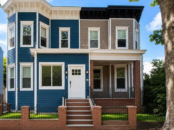 275 East 9th Street image 1 of 20