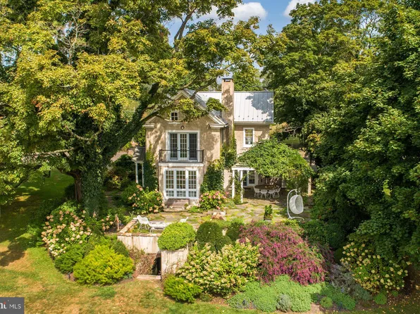 3648 Fretz Valley Rd, Ottsville, PA 18942