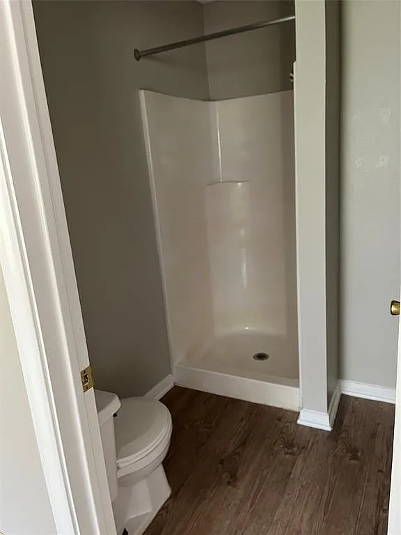 2 bed, 2.0 bath, 3348 sqft, $1,150 — Photo 4