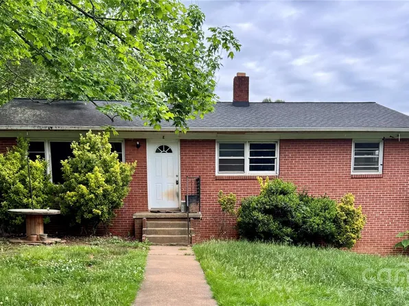 8 Mountain Ter, Asheville, NC 28806