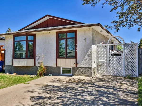 204 S Ryerson Rd W, Lethbridge, AB T1K 4P3