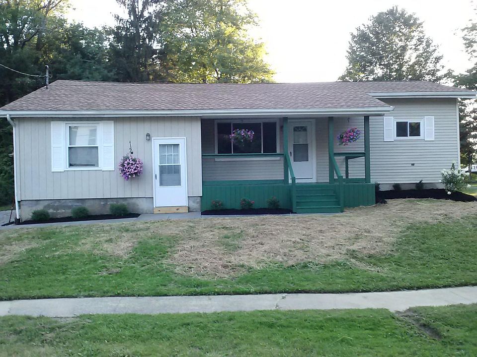 1st image of 10623 White St