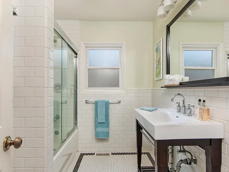 6154 Carling Way — Photo 23