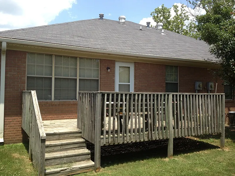 2823 College Ave — Photo 2