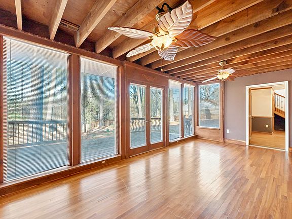 Downstairs entryway/flex space.