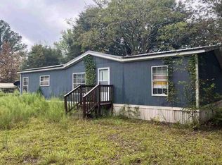 320 Live Oak Loop, Ellabell, GA 31308