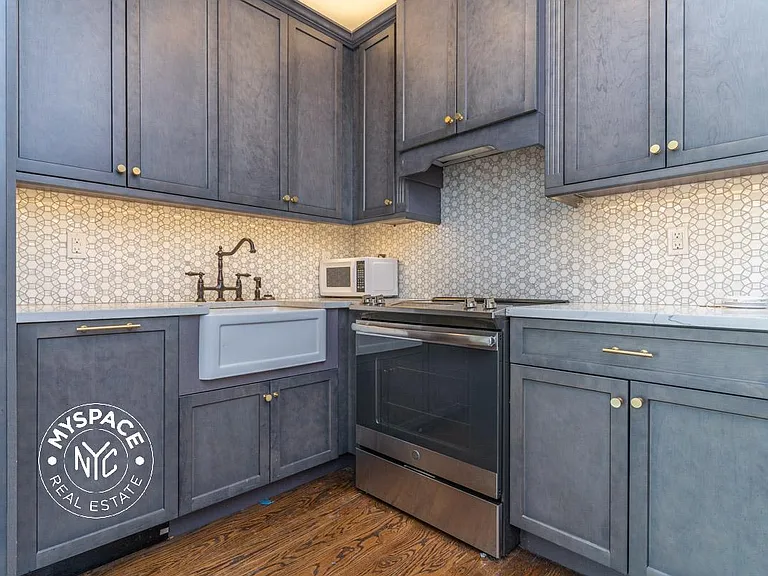 187 Kent Ave #207 — Photo 2