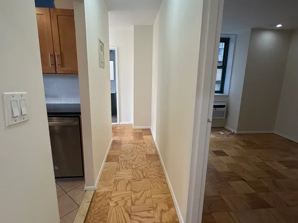 555 East 78th Street image 9 of 24