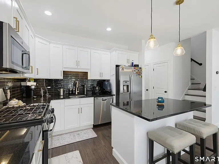 11 Red Rock Ln — Photo 16