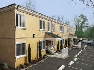 15127 NE 8th St, Bellevue, WA 98007