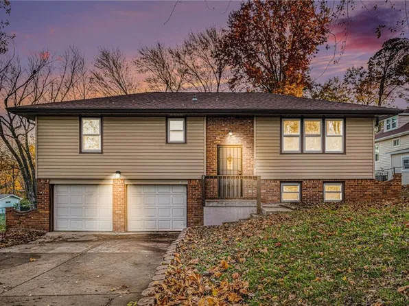 3503 NE 57th St, Kansas City, MO 64119