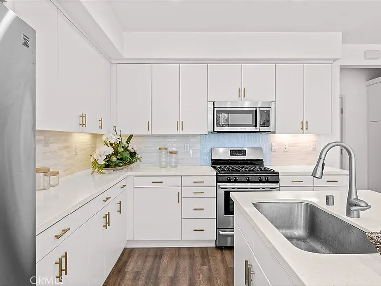 56 Bay Laurel — Photo 9