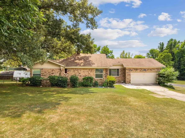 305 Ruth St, Benton, AR 72019