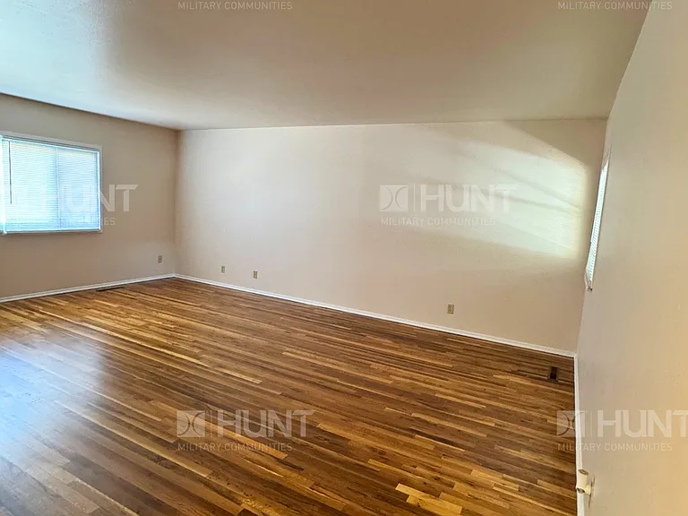 6402 W Buttercup Dr #B — Photo 3