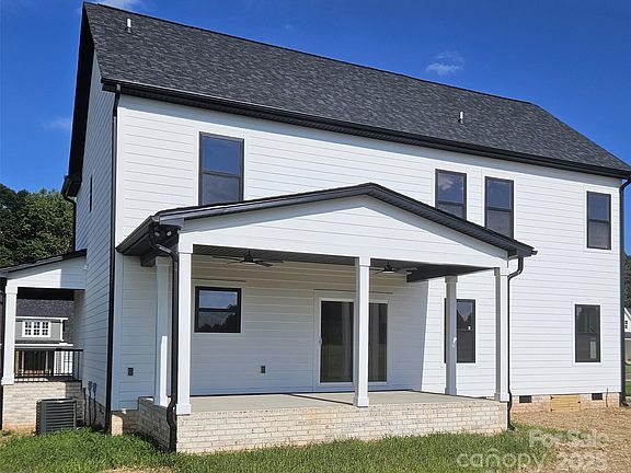 4th image of 1270 Coppergate Dr