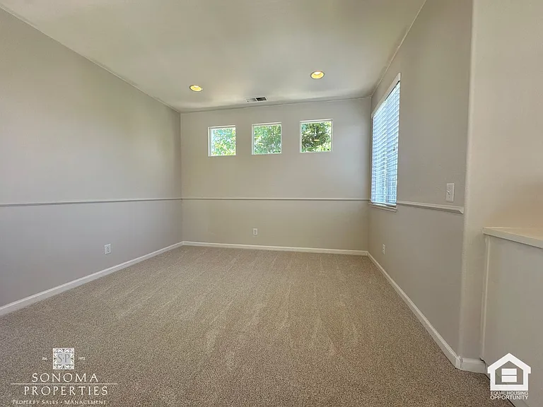 2006 Falcon Ridge Dr — Photo 23