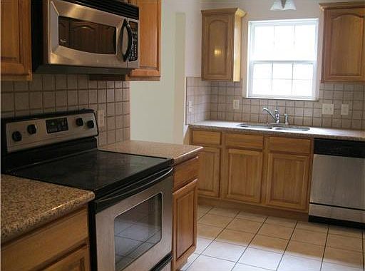 3rd image of 1200 N Allen Dr