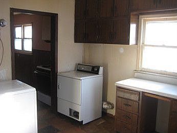 5th image of 27835 Dartmouth St