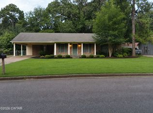 53 Woodard Dr, Jackson, TN 38305