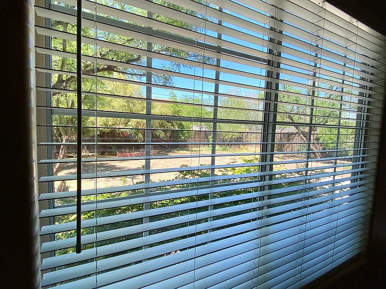3041 E Loretta Dr — Photo 20